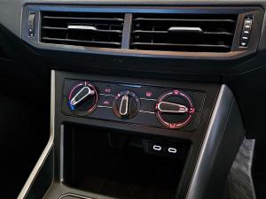Volkswagen Polo hatch 1.0TSI Comfortline auto - Image 24