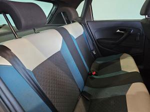Volkswagen Polo Vivo hatch 1.4 Comfortline - Image 25