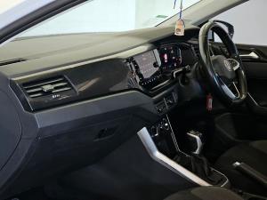 Volkswagen Polo hatch 1.0TSI Life auto - Image 18