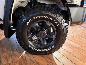 Toyota Land Cruiser 79 2.8GD-6 double cab auto - Image 13