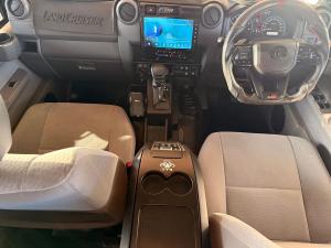 Toyota Land Cruiser 79 2.8GD-6 double cab auto - Image 18