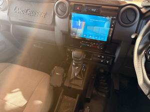 Toyota Land Cruiser 79 2.8GD-6 double cab auto - Image 24