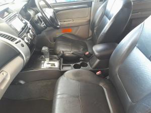 Mitsubishi Pajero Sport 2.5DI-D 4x4 Shogun auto - Image 16