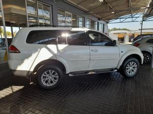 Mitsubishi Pajero Sport 2.5DI-D 4x4 Shogun auto - Image 8