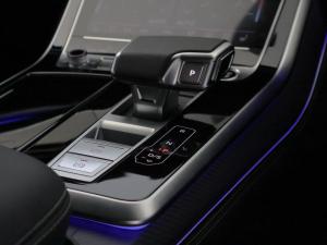 Audi Q8 45TDI quattro - Image 25