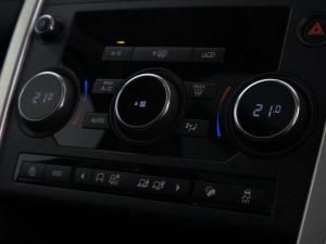 Land Rover Discovery Sport HSE Luxury Sd4 - Image 25