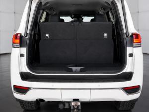 Toyota Land Cruiser 300 3.3D ZX - Image 13