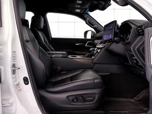 Toyota Land Cruiser 300 3.3D ZX - Image 15