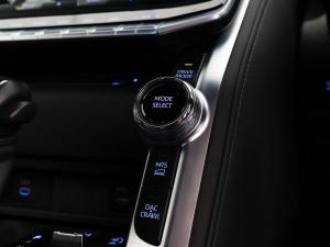 Toyota Land Cruiser 300 3.3D ZX - Image 25