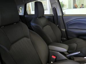 Suzuki Baleno 1.5 GLX manual - Image 9