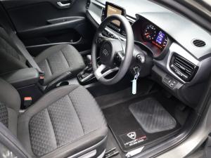 Kia Rio hatch 1.4 LS auto - Image 9