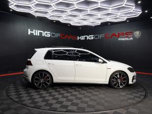 Volkswagen Golf GTI - Image 3