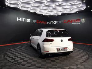 Volkswagen Golf GTI - Image 4