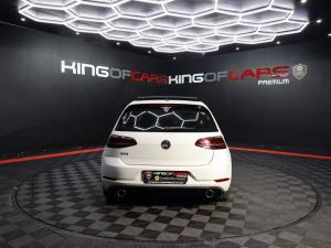 Volkswagen Golf GTI - Image 5