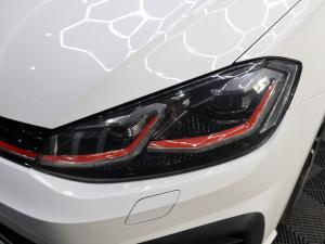 Volkswagen Golf GTI - Image 6