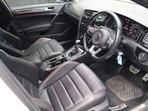 Volkswagen Golf GTI - Image 9