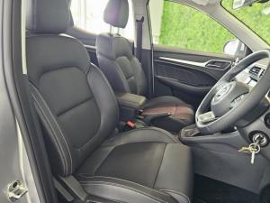 MG ZS 1.5 Luxury - Image 16