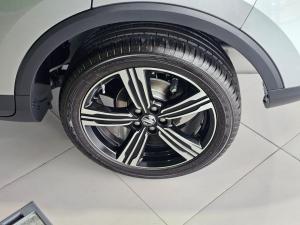 MG ZS 1.5 Luxury - Image 7