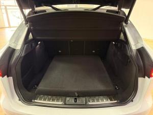 Jaguar F-Pace 25d AWD R-Sport - Image 12
