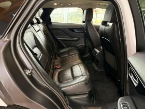 Jaguar F-Pace 25d AWD R-Sport - Image 14