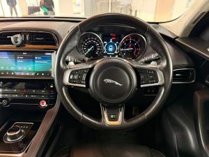 Jaguar F-Pace 25d AWD R-Sport - Image 18