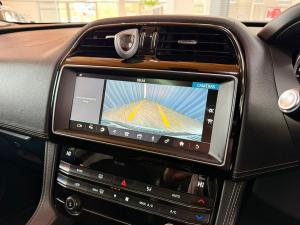 Jaguar F-Pace 25d AWD R-Sport - Image 27