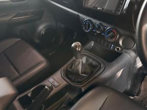 Toyota Hilux 2.4GD-6 single cab SR - Image 16