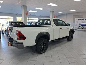 Toyota Hilux 2.8GD-6 Xtra cab 4x4 Legend auto - Image 2