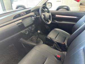 Toyota Hilux 2.4GD single cab S (aircon) - Image 7