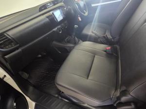 Toyota Hilux 2.4GD single cab S (aircon) - Image 7