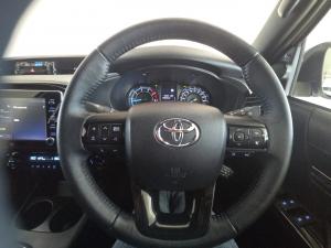 Toyota Hilux 2.8GD-6 double cab 4x4 Legend auto - Image 8