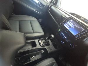 Toyota Hilux 2.8GD-6 double cab 4x4 Legend auto - Image 12