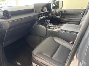 Toyota Land Cruiser Prado 2.8GD VX-R - Image 7