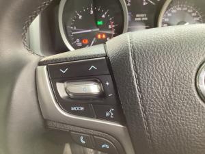 Toyota Land Cruiser 200 4.5D-4D V8 VX - Image 9