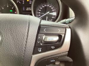 Toyota Land Cruiser 200 4.5D-4D V8 VX - Image 10