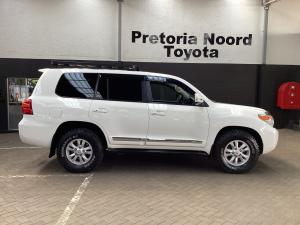 Toyota Land Cruiser 200 4.5D-4D V8 VX - Image 3