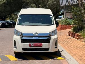 Toyota Quantum 2.8 SLWB bus 14-seater GL manual - Image 4