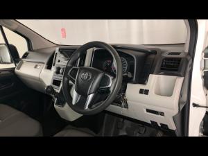 Toyota Quantum 2.8 LWB panel van - Image 6