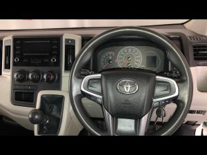 Toyota Quantum 2.8 LWB panel van - Image 8