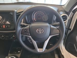 Toyota Vitz 1.0 XR AMT - Image 8