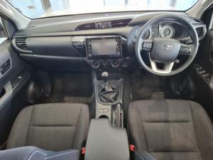 Toyota Hilux 2.4 GD-6 Raider 4X4D/C - Image 6