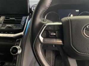 Toyota Landcruiser 300 V6 3.3D GR-S - Image 8