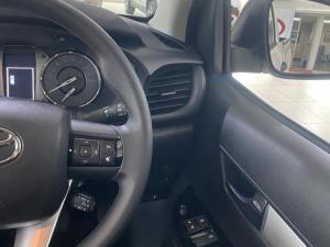 Toyota Hilux 2.4 GD-6 Raider 4X4S/C - Image 10