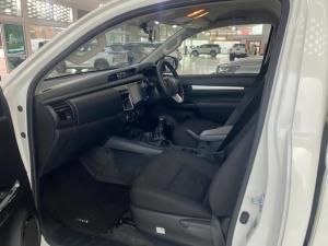 Toyota Hilux 2.4 GD-6 Raider 4X4S/C - Image 7