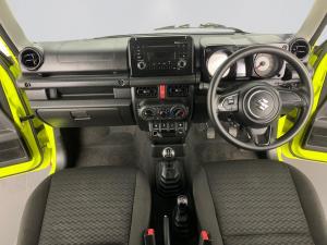 Suzuki Jimny 1.5 GL - Image 12