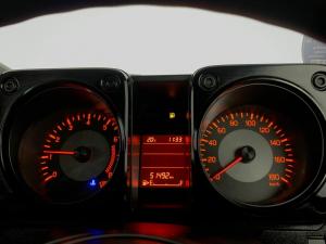 Suzuki Jimny 1.5 GL - Image 6