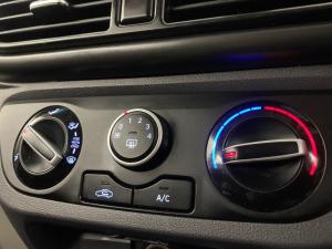 Hyundai Grand i10 1.2 FLUID/EXECUTIVE automatic - Image 18