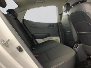 Hyundai Grand i10 1.2 FLUID/EXECUTIVE automatic - Image 8