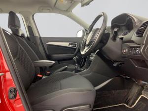 Suzuki Vitara Brezza 1.5 GLX automatic - Image 16