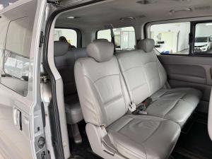 Hyundai H-1 2.5 Crdi A/T/ 2.5 Elite automatic - Image 14